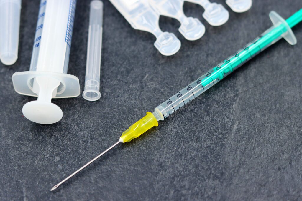 gang handlujący sterydami anabolicznymi nielegalna sprzedaż sterydów farmacjasportowa.pl
